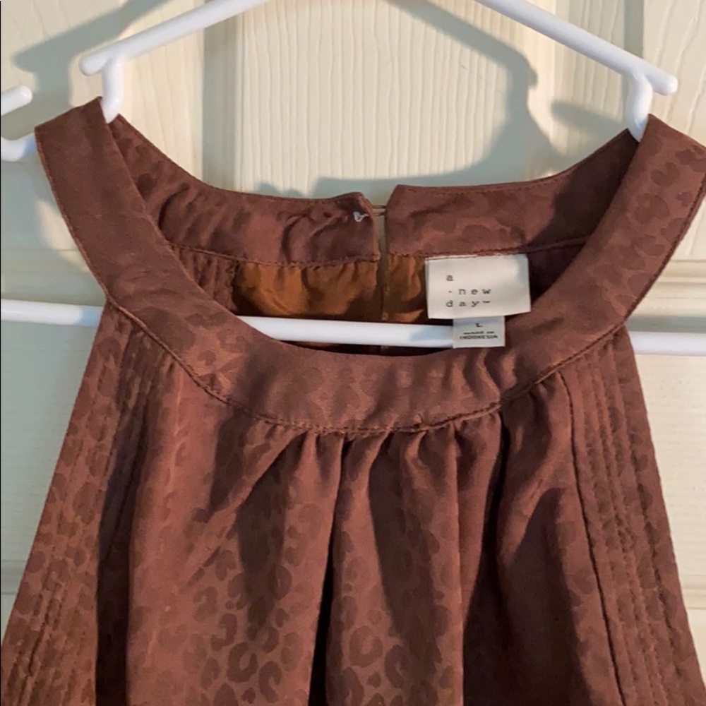 Cheetah High Neck Tank